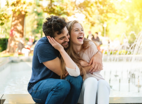 Descubre cómo ser feliz en pareja: 5 consejos clave